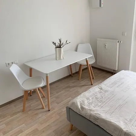 公寓 1-zi. Apartment, Echterdingen Bei Flughafen/messe Stgt. *